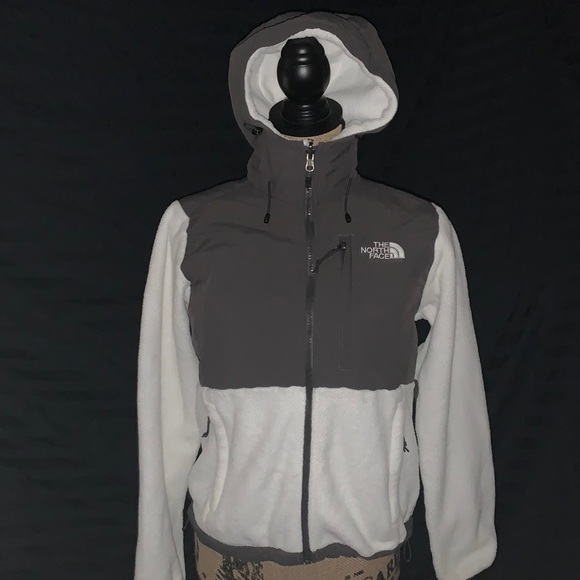 The North Face Jackets & Blazers - NORTH FACE HOODED FLEECE JACKET Women’s XS